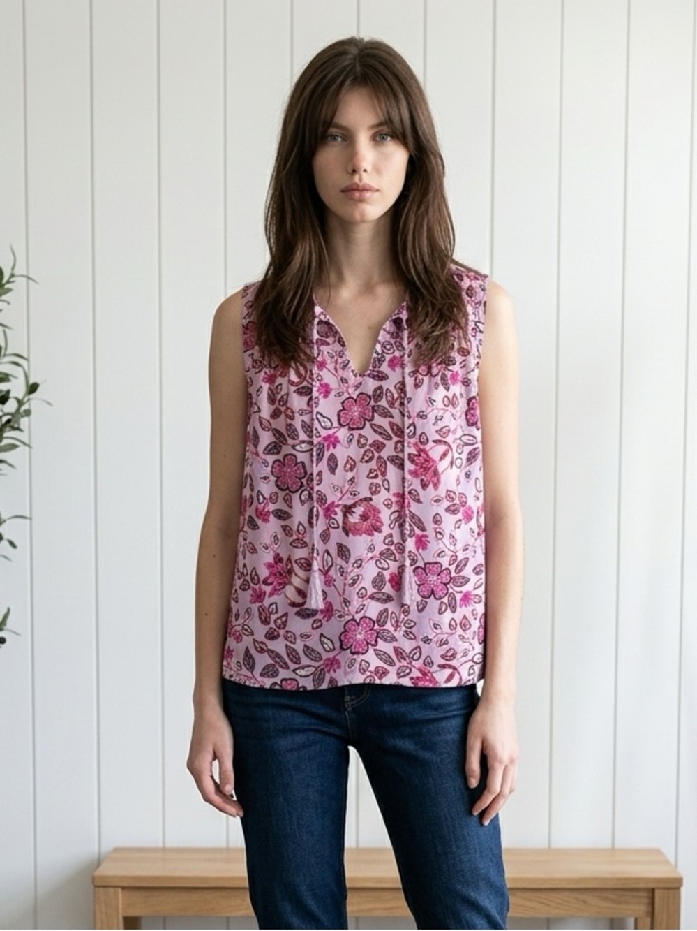 Ann Taylor Pink Floral Sleeveless Blouse S new with tags